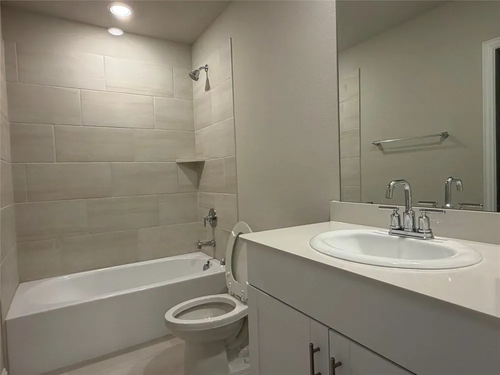 1093 Eagle Run Lane Lavon, TX 75166