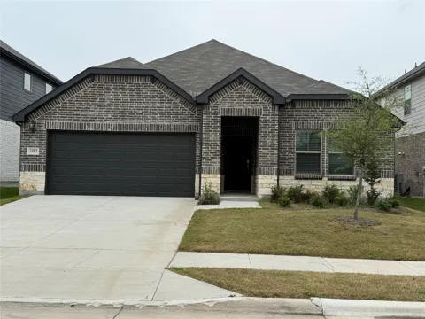 1093 Eagle Run Lane