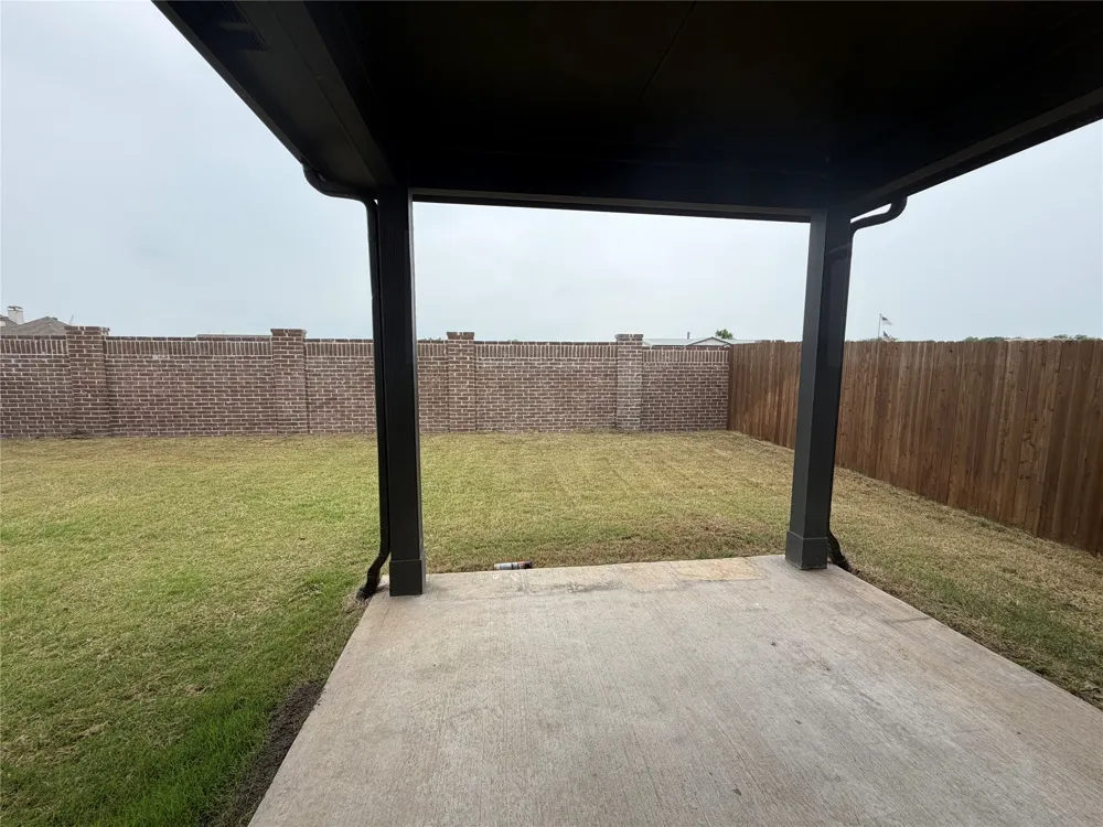 1093 Eagle Run Lane Lavon, TX 75166