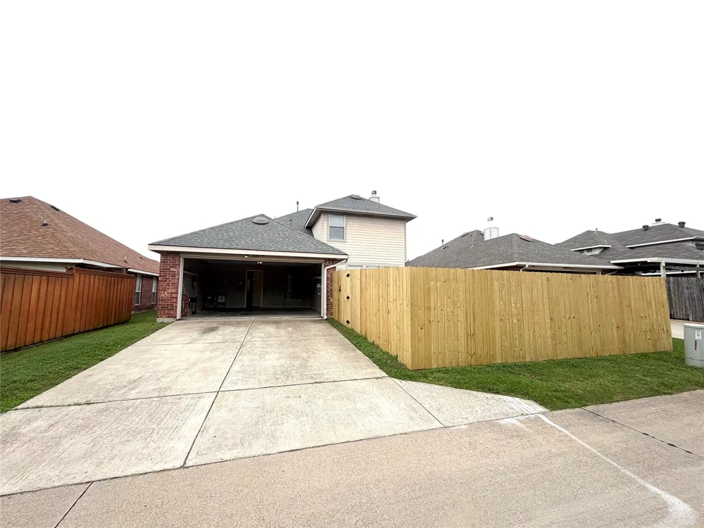 1093 Eagle Run Lane Lavon, TX 75166