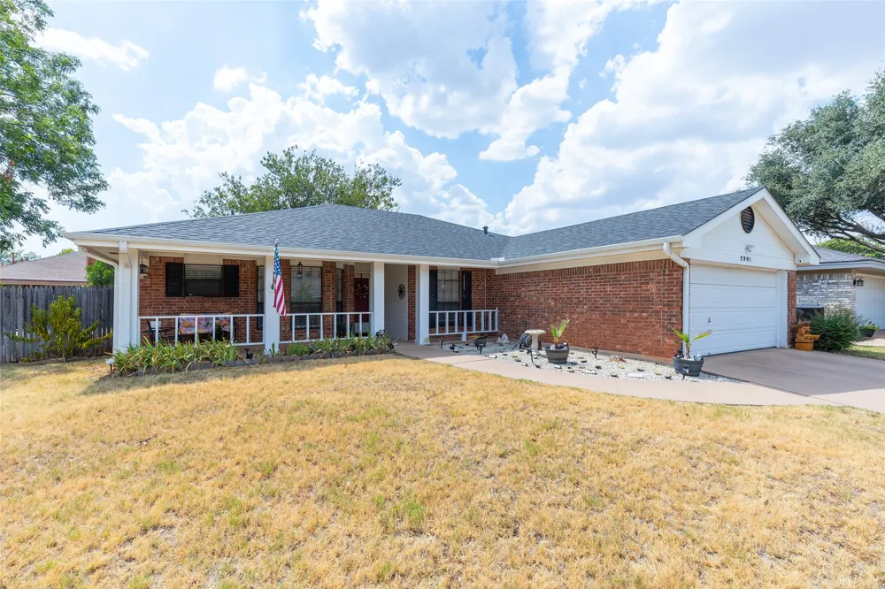 2901 Oak Ridge Court Abilene, TX 79606