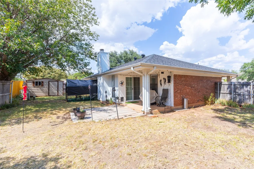 2901 Oak Ridge Court Abilene, TX 79606