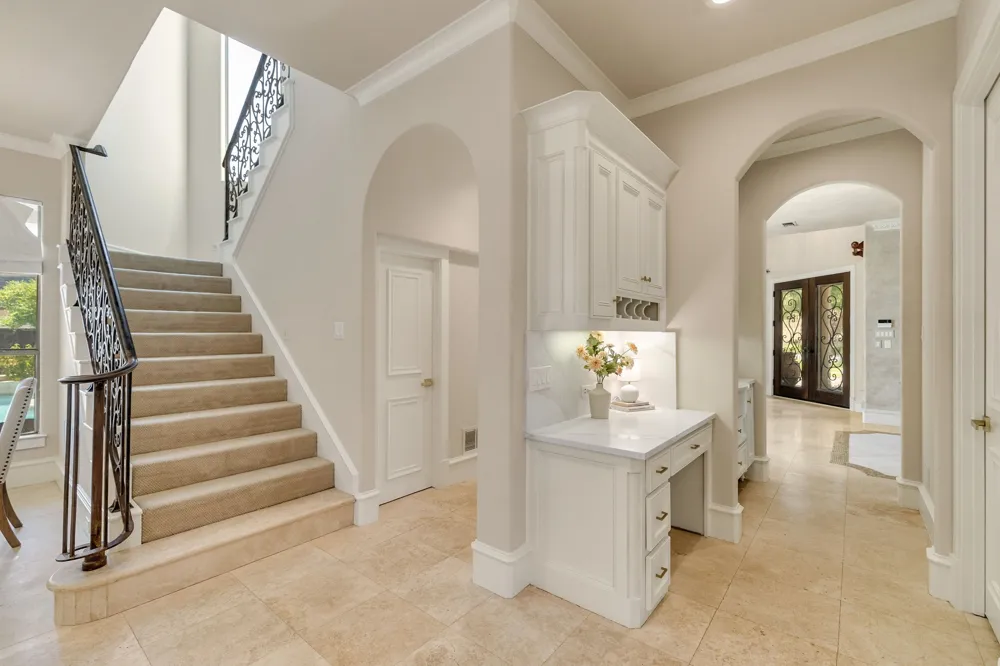 6628 Briar Ridge Lane Plano, TX 75024