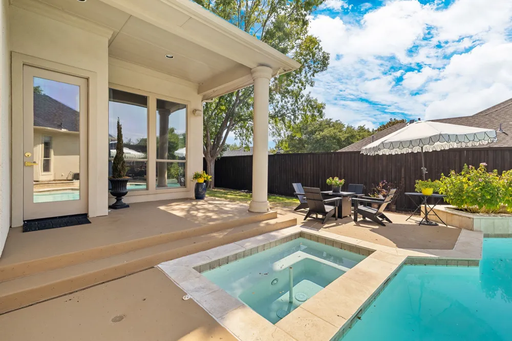6628 Briar Ridge Lane Plano, TX 75024