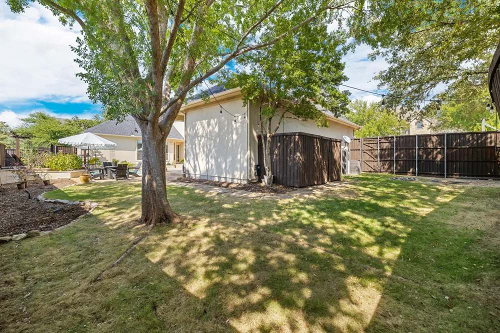 6628 Briar Ridge Lane Plano, TX 75024