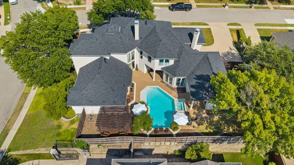 6628 Briar Ridge Lane Plano, TX 75024