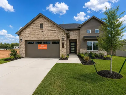 39502 Yellow Bill Court
