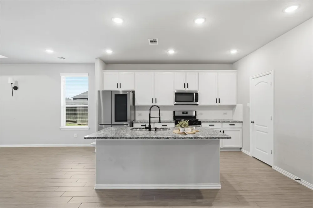 8303 Divot Trace Fulshear, TX 77441