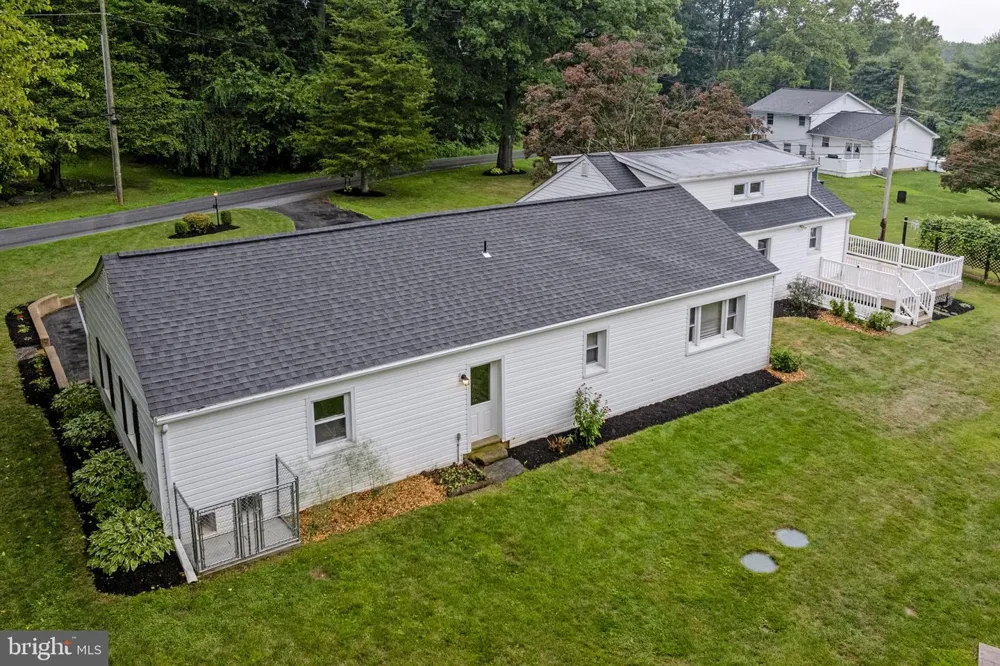 65 COMPASS ROAD Parkesburg, PA 19365