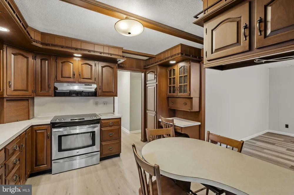 65 COMPASS ROAD Parkesburg, PA 19365