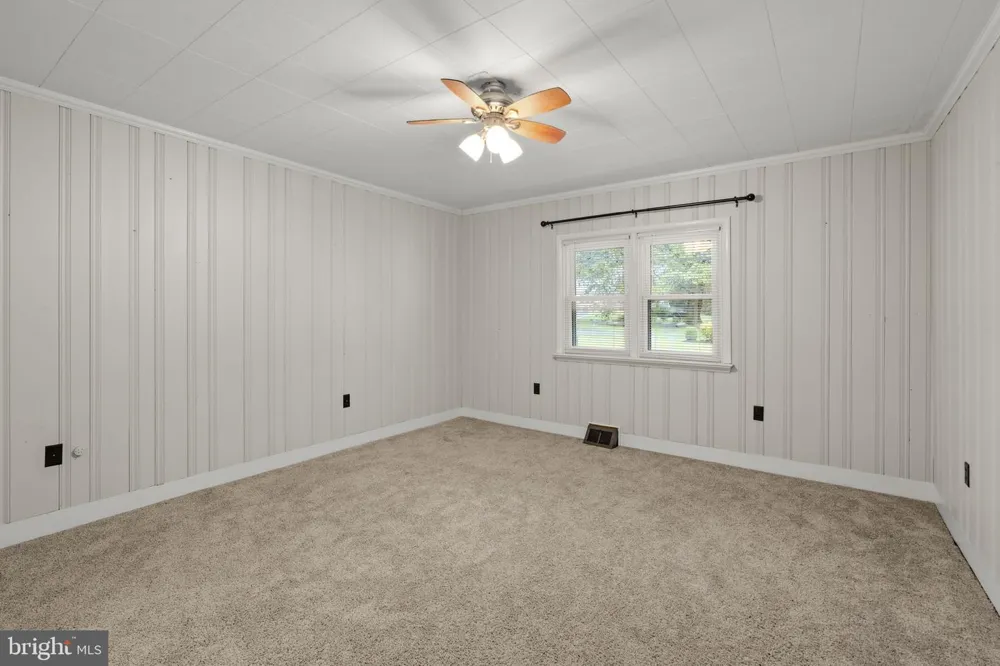 65 COMPASS ROAD Parkesburg, PA 19365
