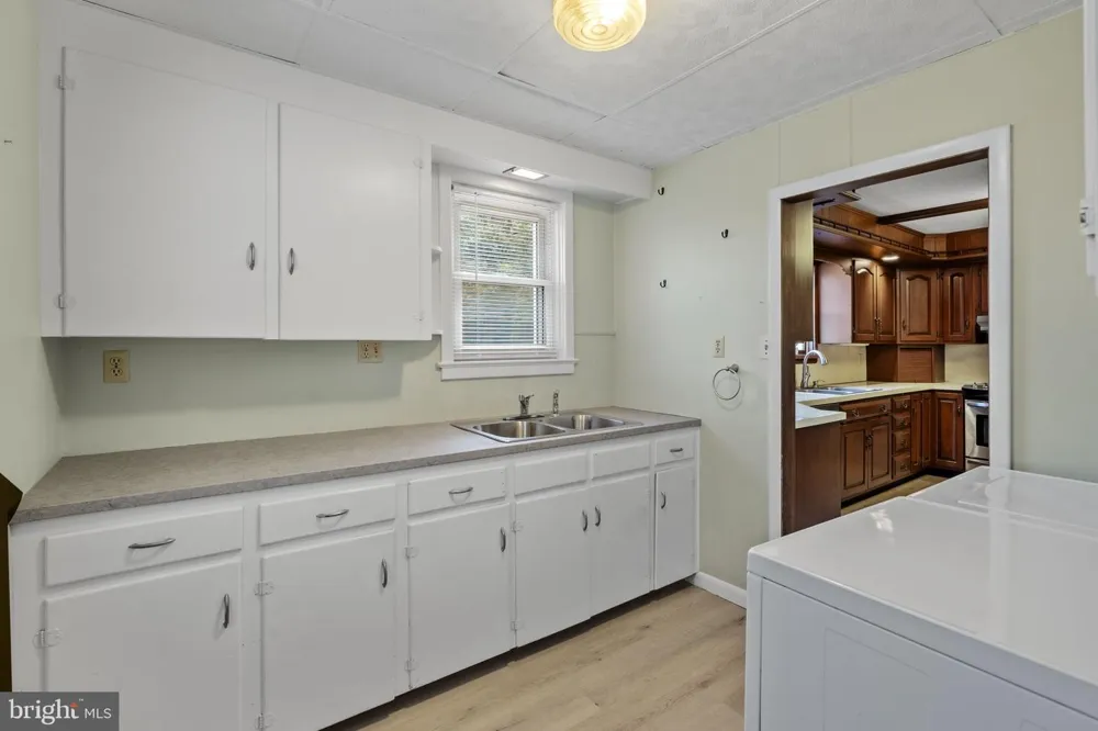 65 COMPASS ROAD Parkesburg, PA 19365