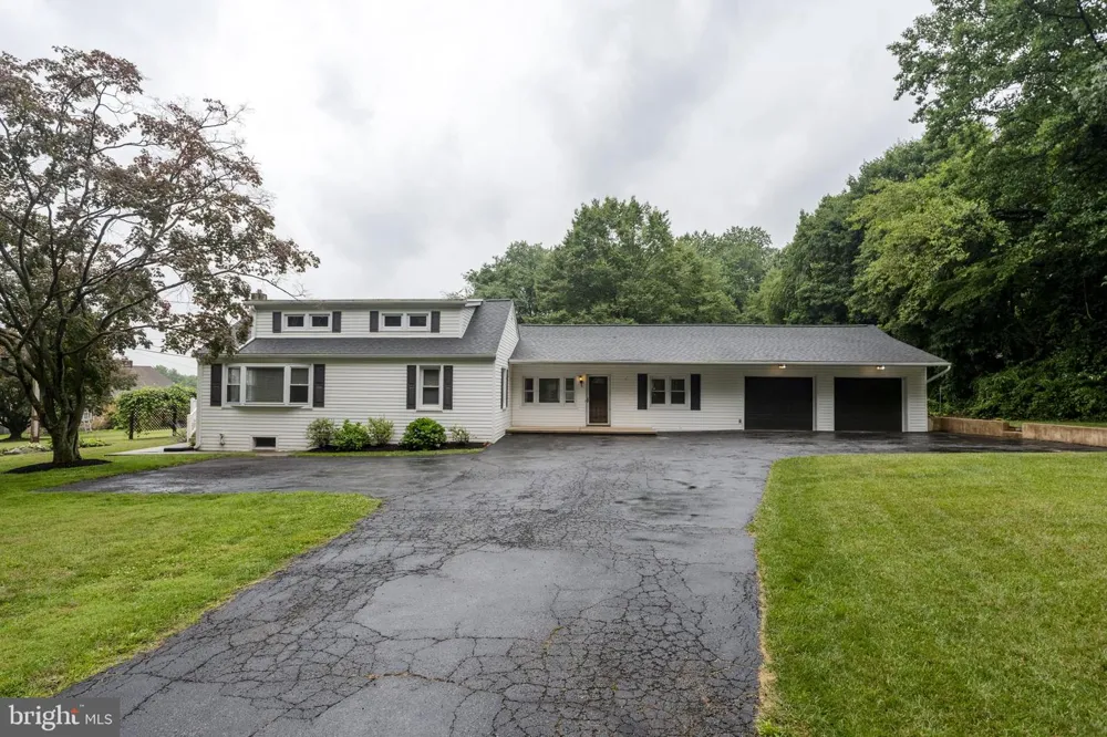 65 COMPASS ROAD Parkesburg, PA 19365