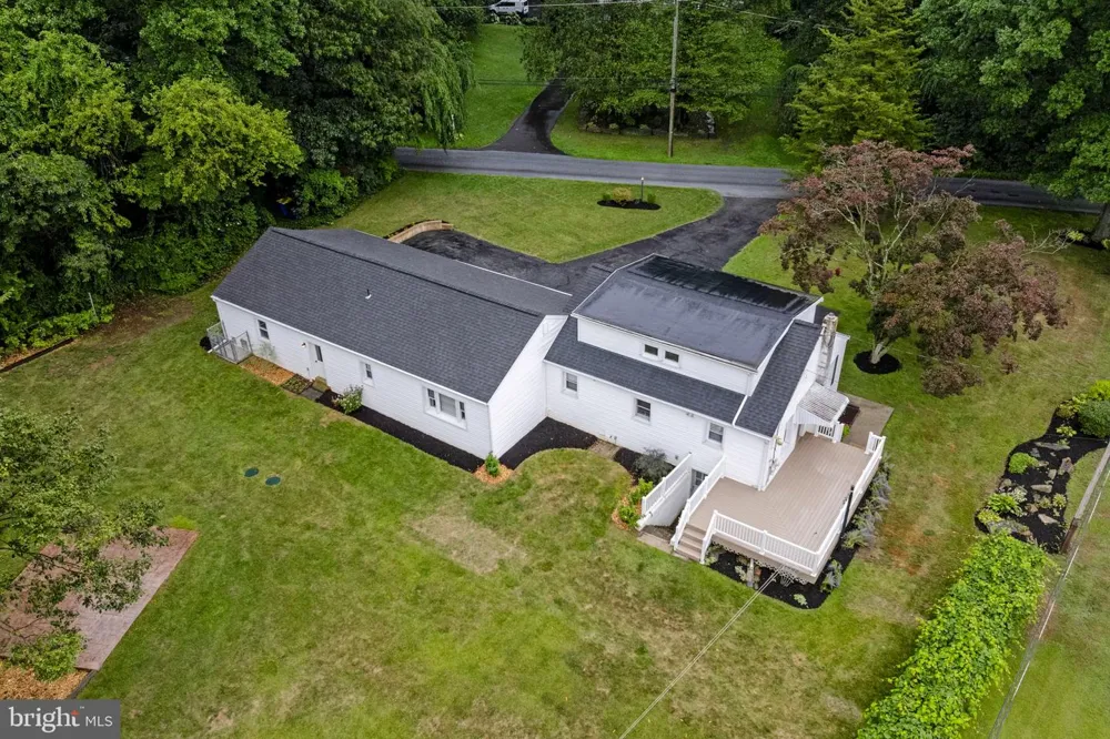 65 COMPASS ROAD Parkesburg, PA 19365