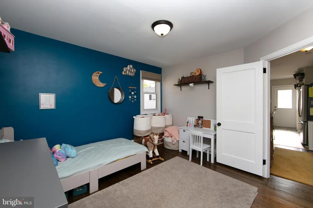 521 5TH AVENUE Barrington, NJ 08007