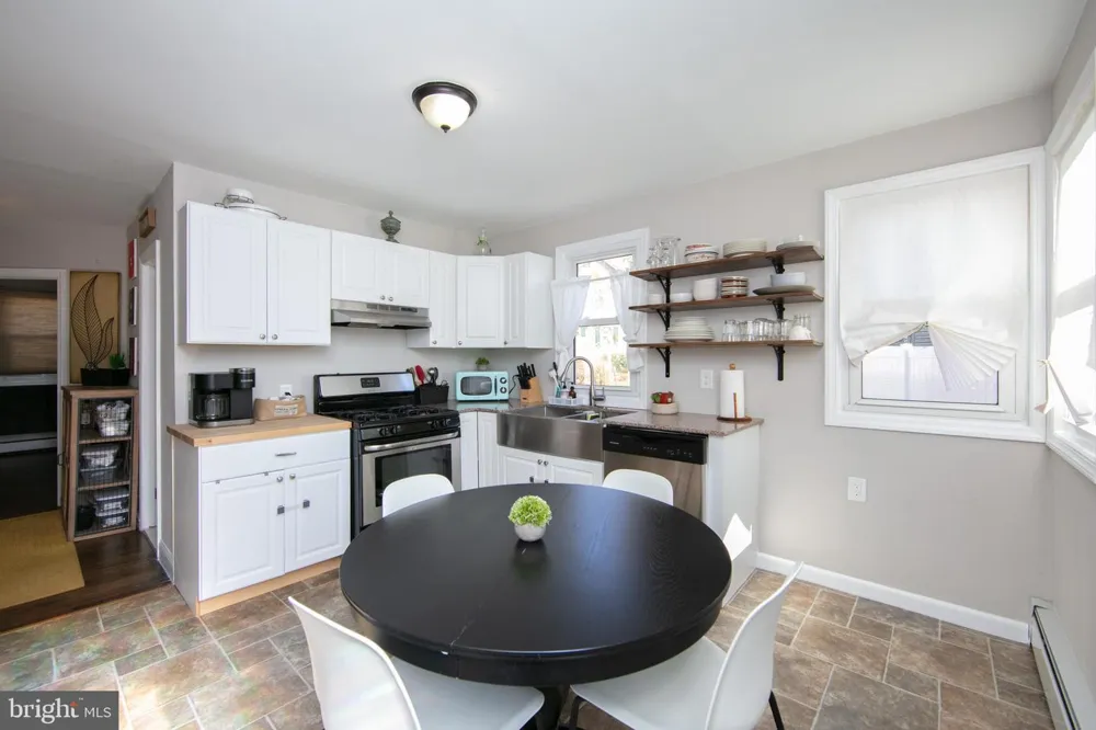 521 5TH AVENUE Barrington, NJ 08007