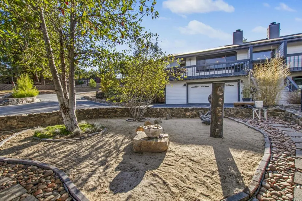 17472 Kaymeg Way Ramona, CA 92065