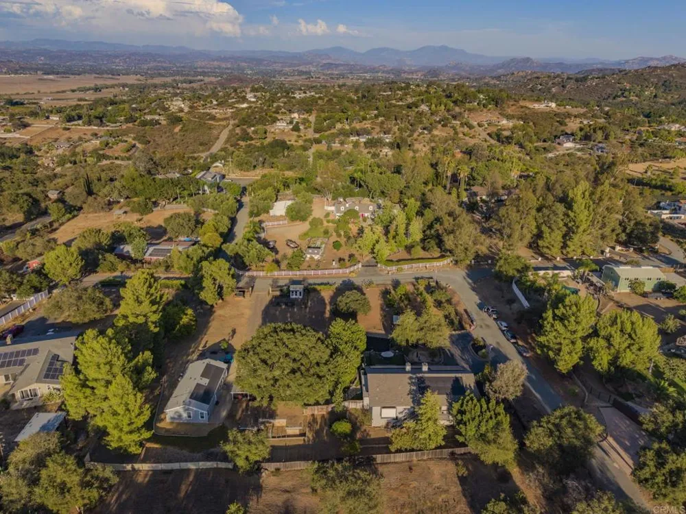 17472 Kaymeg Way Ramona, CA 92065