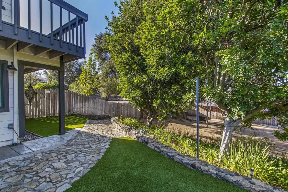 17472 Kaymeg Way Ramona, CA 92065