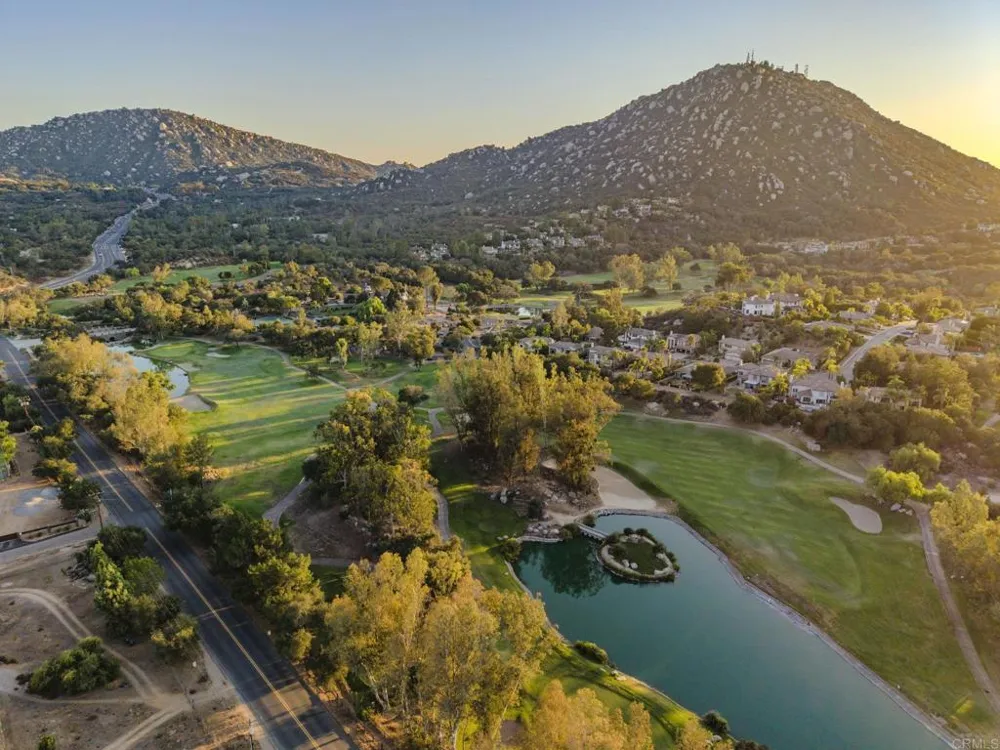 17472 Kaymeg Way Ramona, CA 92065