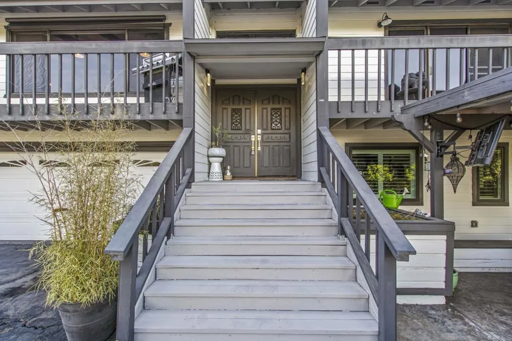 17472 Kaymeg Way Ramona, CA 92065