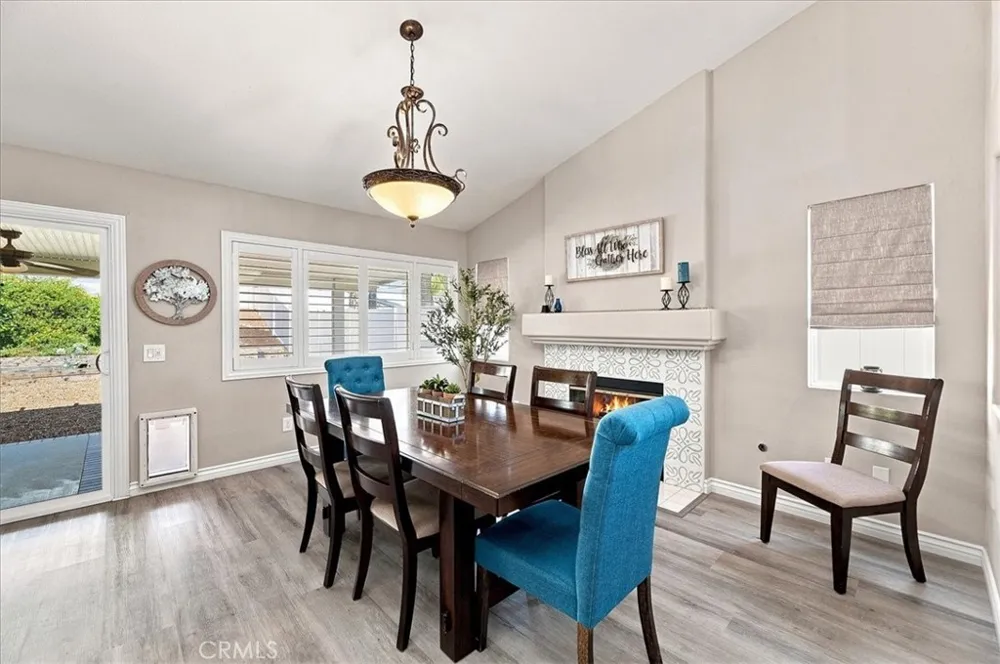 29317 Breakwater Lake Elsinore, CA 92530