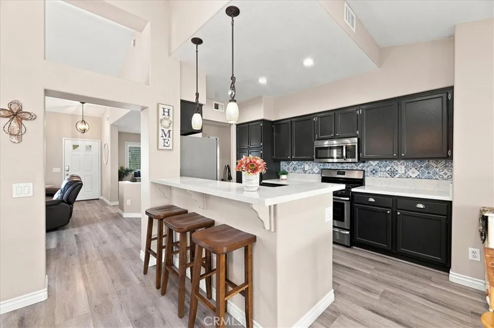 29317 Breakwater Lake Elsinore, CA 92530