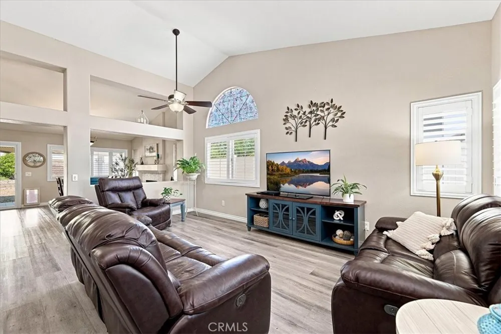 29317 Breakwater Lake Elsinore, CA 92530