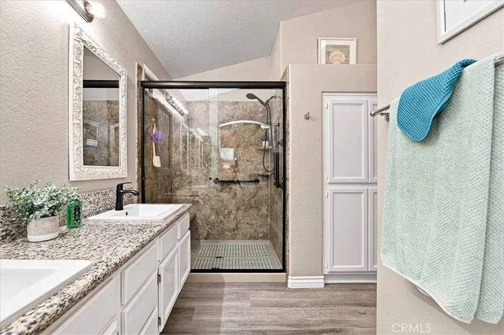 29317 Breakwater Lake Elsinore, CA 92530