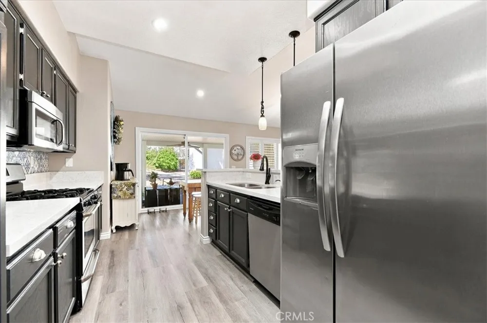 29317 Breakwater Lake Elsinore, CA 92530
