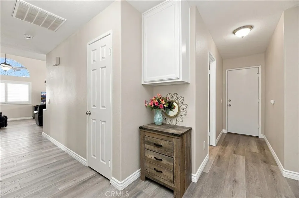 29317 Breakwater Lake Elsinore, CA 92530