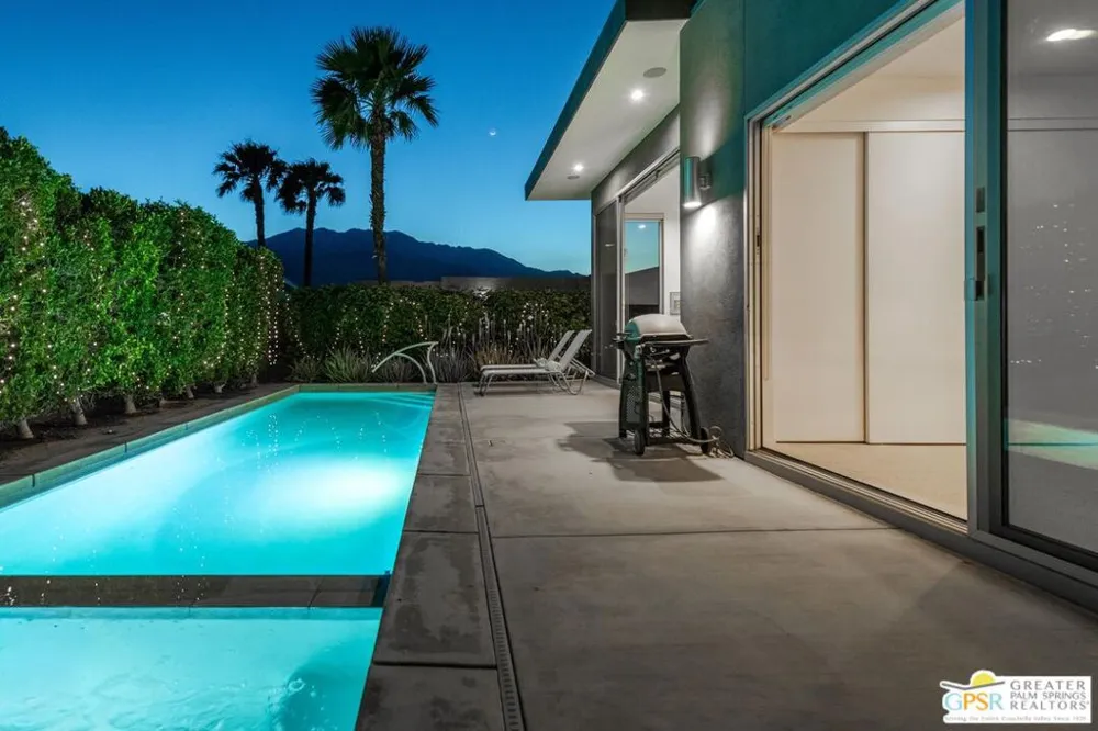 4982 Cottier Way Palm Springs, CA 92262