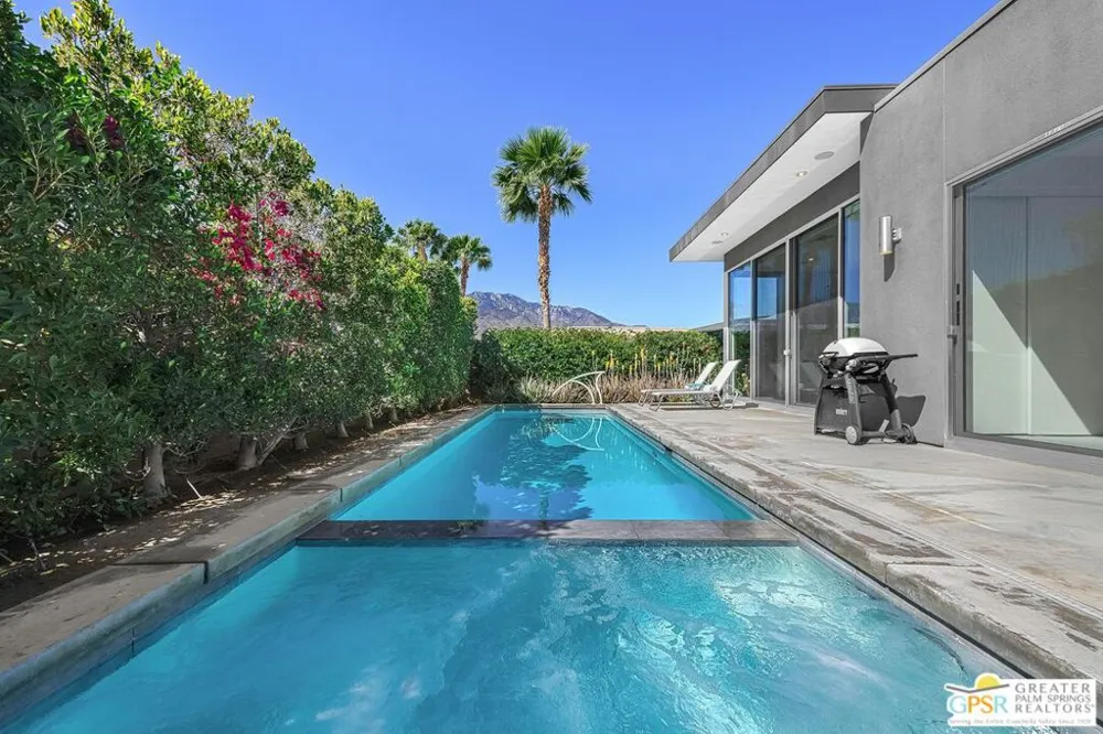 4982 Cottier Way Palm Springs, CA 92262