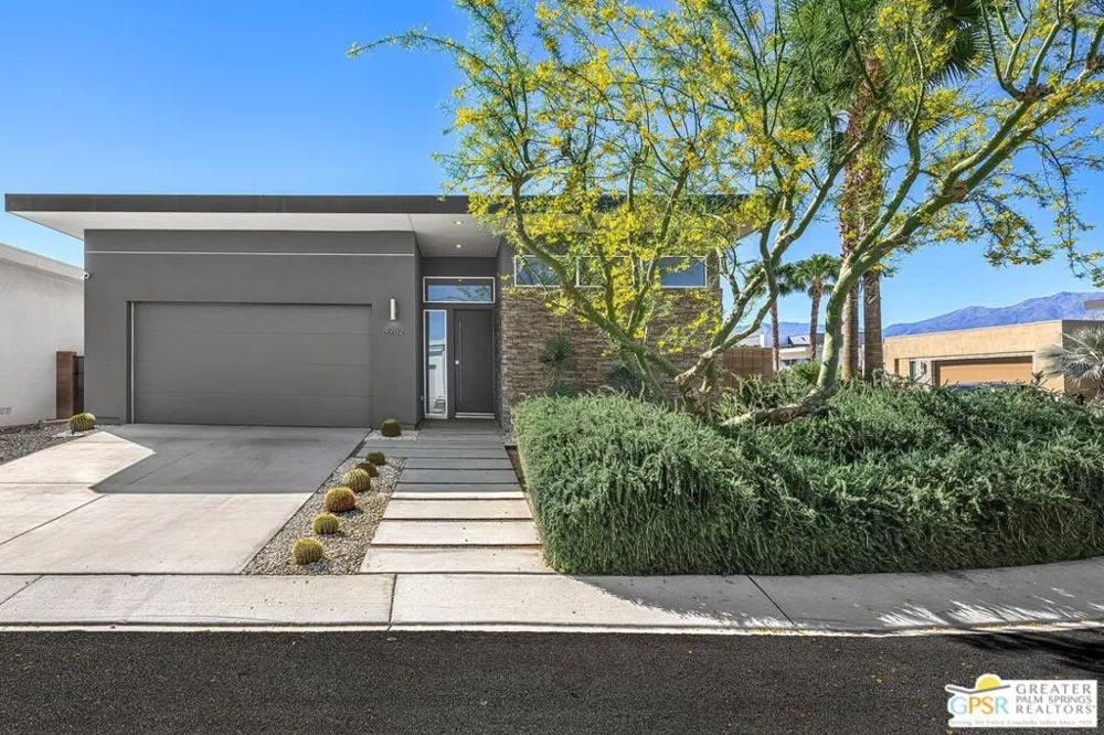 4982 Cottier Way Palm Springs, CA 92262