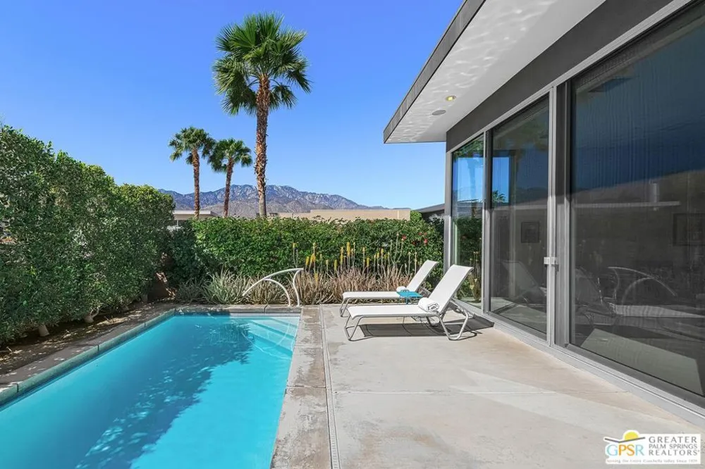 4982 Cottier Way Palm Springs, CA 92262