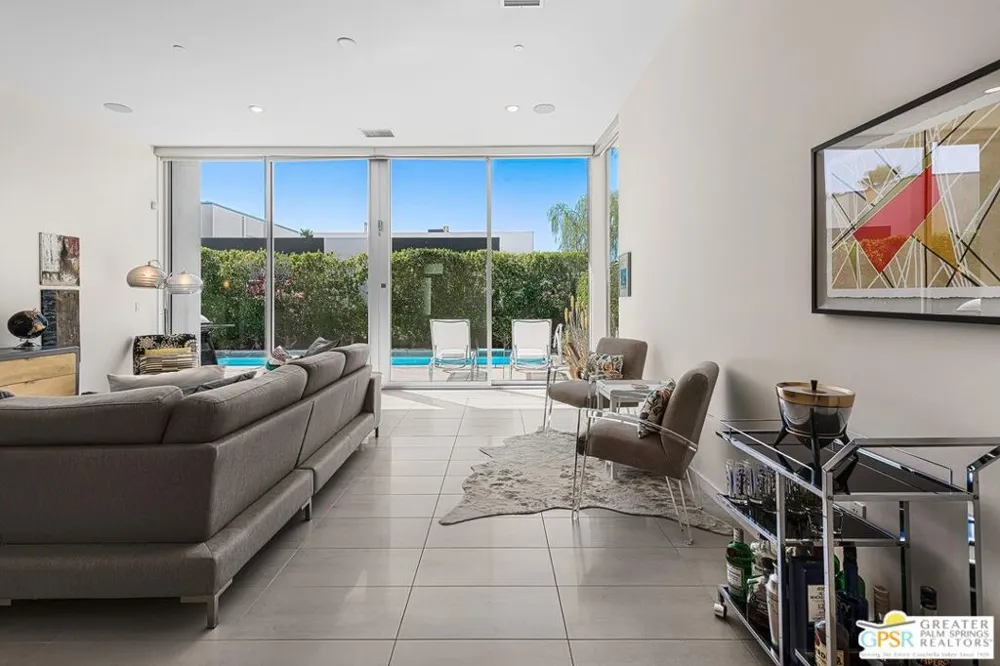 4982 Cottier Way Palm Springs, CA 92262