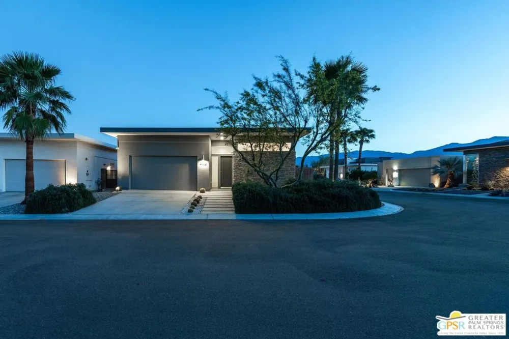 4982 Cottier Way Palm Springs, CA 92262