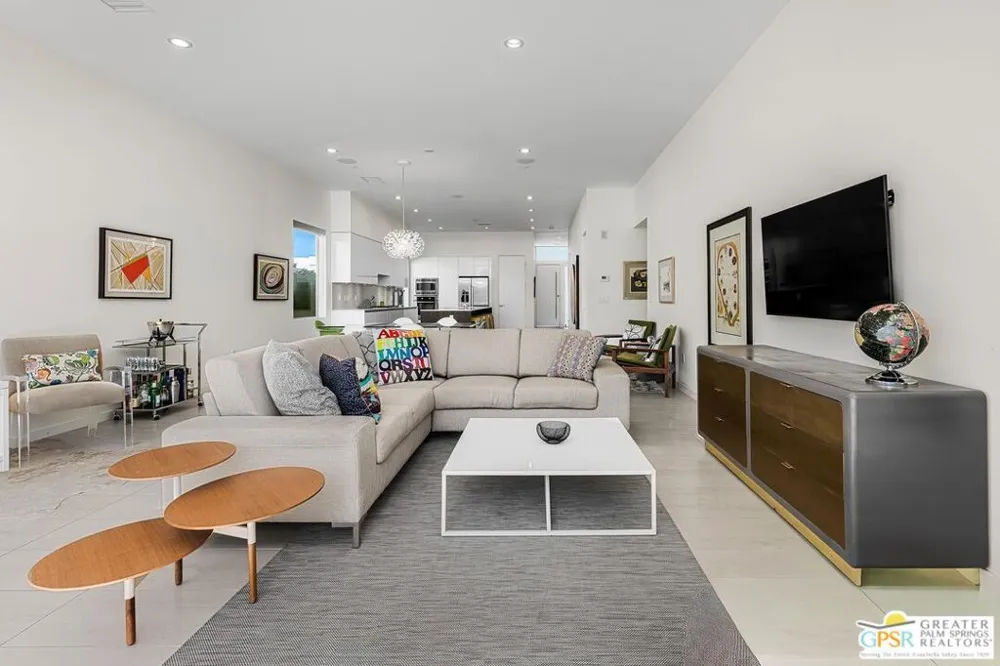 4982 Cottier Way Palm Springs, CA 92262