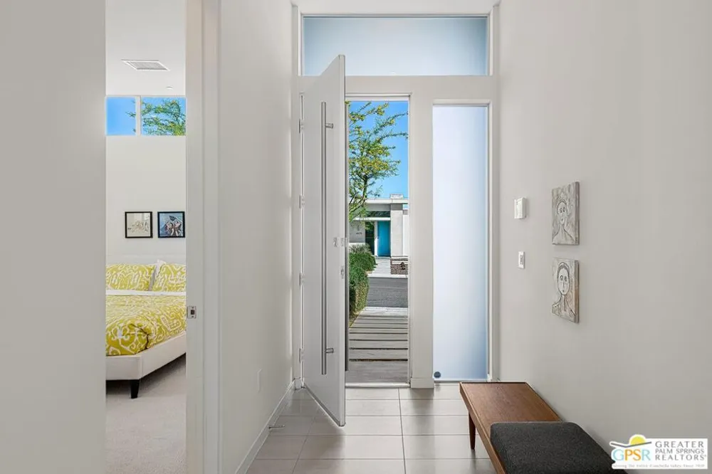 4982 Cottier Way Palm Springs, CA 92262