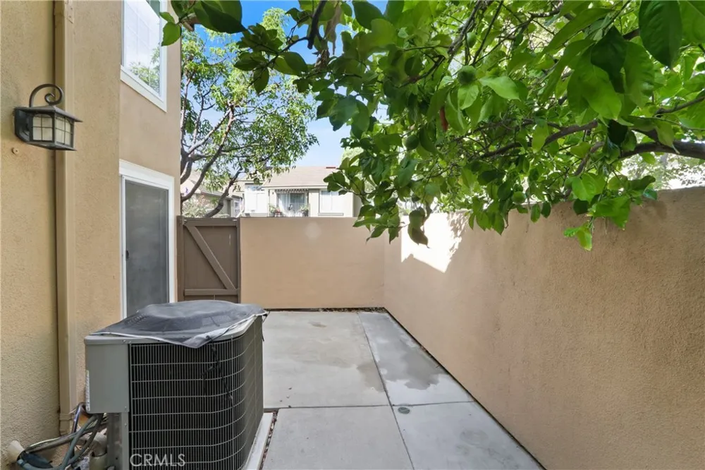 8007 E Goldenrod Anaheim, CA 92808