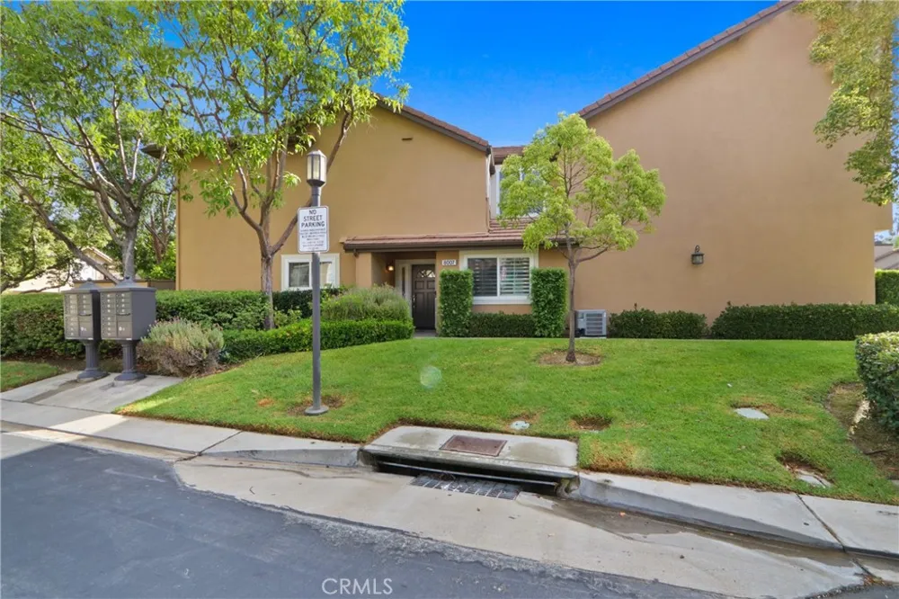 8007 E Goldenrod Anaheim, CA 92808