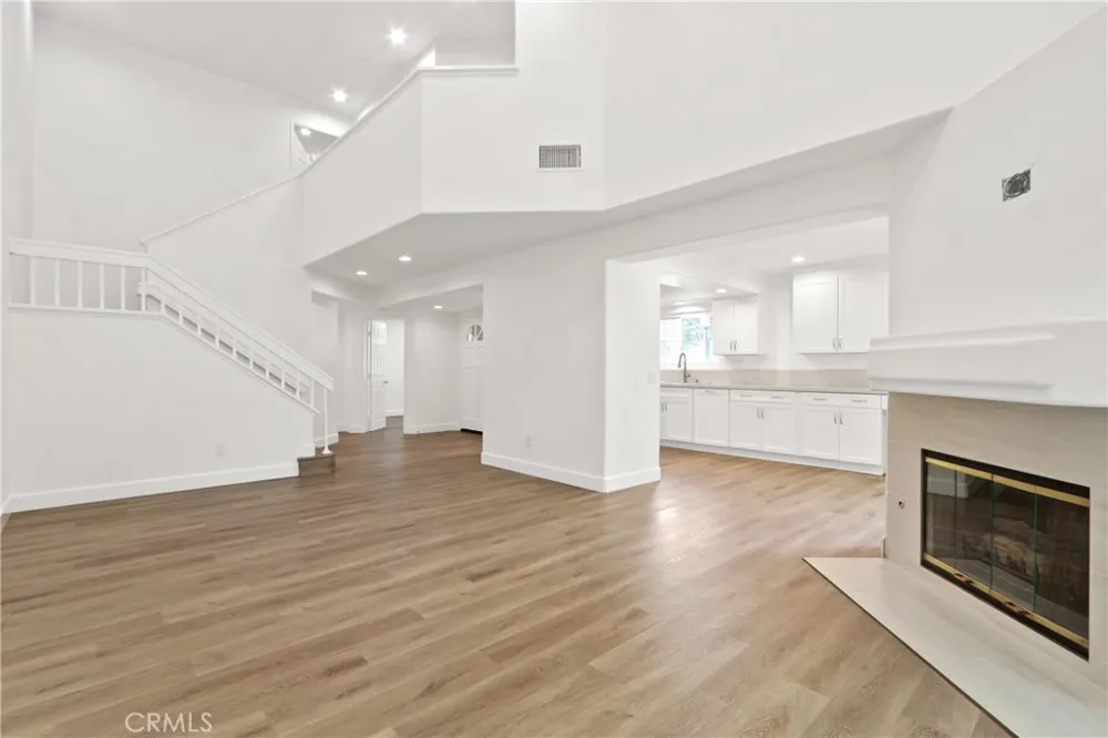 8007 E Goldenrod Anaheim, CA 92808