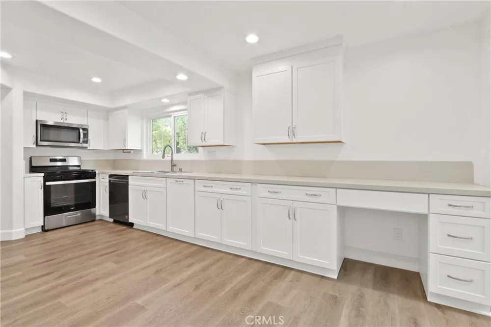 8007 E Goldenrod Anaheim, CA 92808