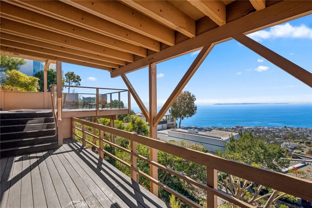 1339 La Mirada Street Laguna Beach, CA 92651