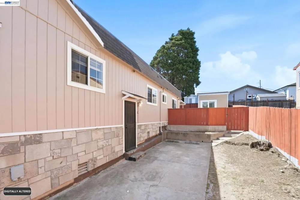 5237 Fresno Ave Richmond, CA 94804
