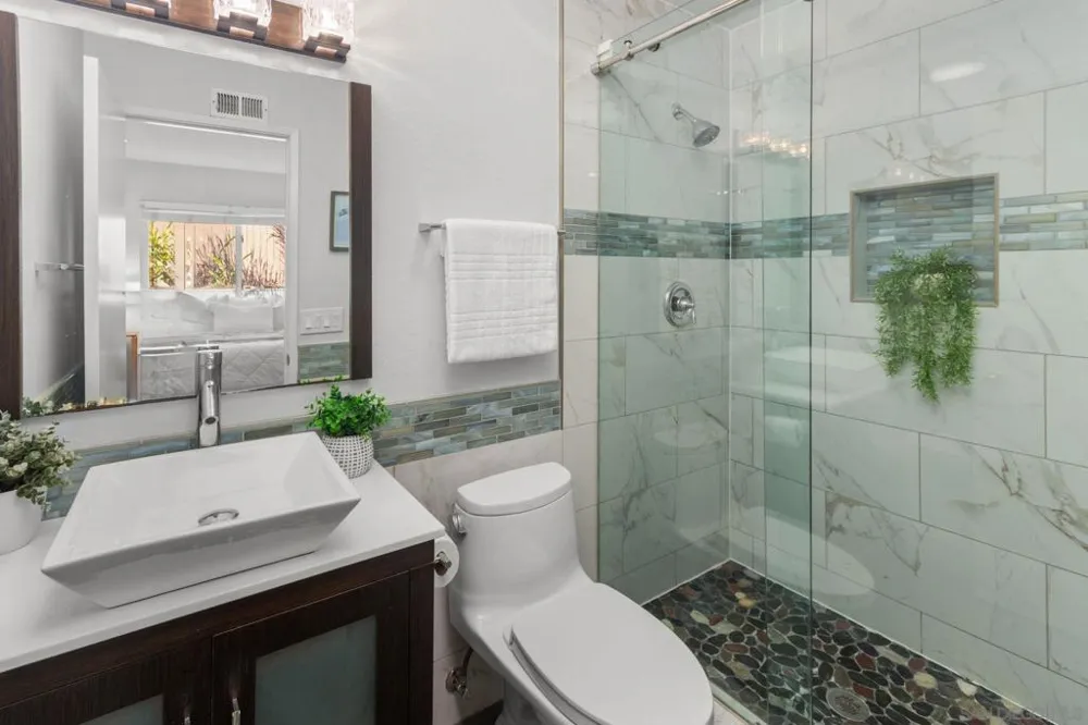 9060 Hatcher Lane San Diego, CA 92126