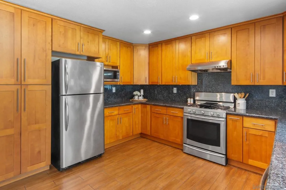 9060 Hatcher Lane San Diego, CA 92126