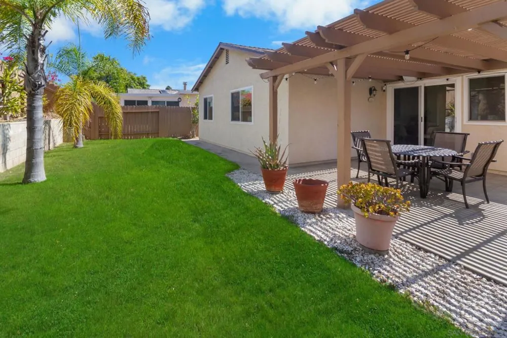 9060 Hatcher Lane San Diego, CA 92126