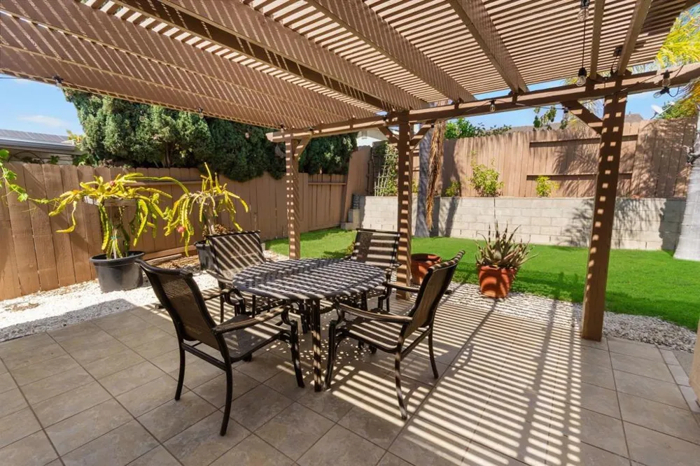 9060 Hatcher Lane San Diego, CA 92126