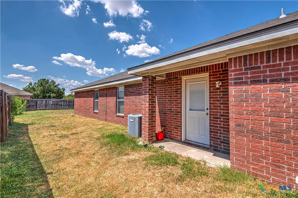 1505 Golden Eagle Court Killeen, TX 76549